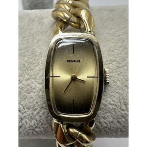 Benrus Manual Wind‎ Ladies Watch Works 17MM 6.5" Chain Link Band Rare M84